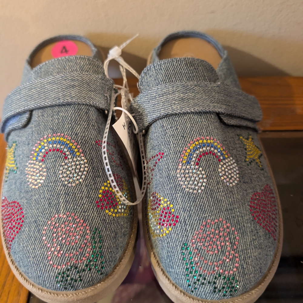 NWT Denim Kids Slip-On Shoes with Rainbow and Heart Design
